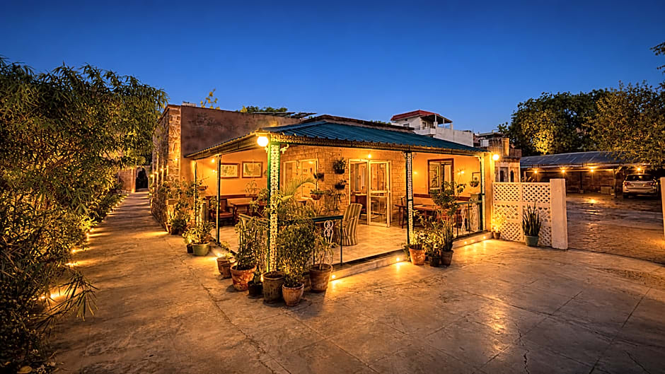 Hotel Inn Season – Art Deco Heritage Hotel in Jodhpur
