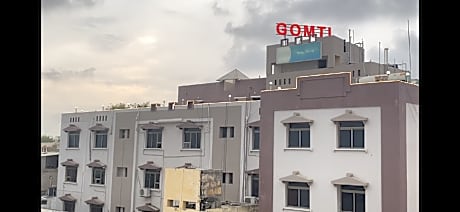 Hotel Gomti