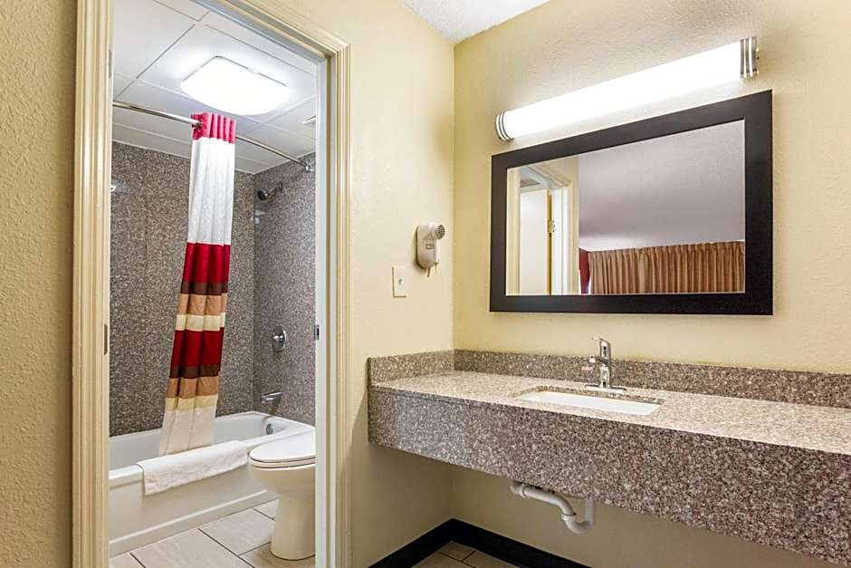 Red Roof Inn Cincinnati Airport-Florence/ Erlanger