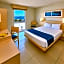 City Express by Marriott Manzanillo