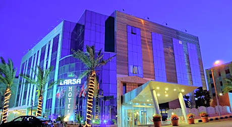 Larsa Hotel