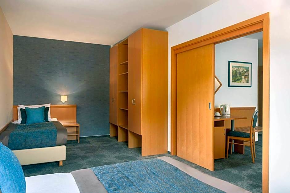 Photo 1 of 9 of 1 King Bed Suite