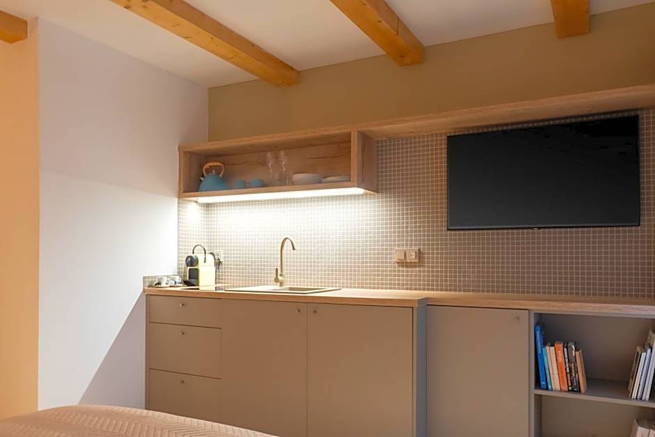 White Wolf Boutique Apartments