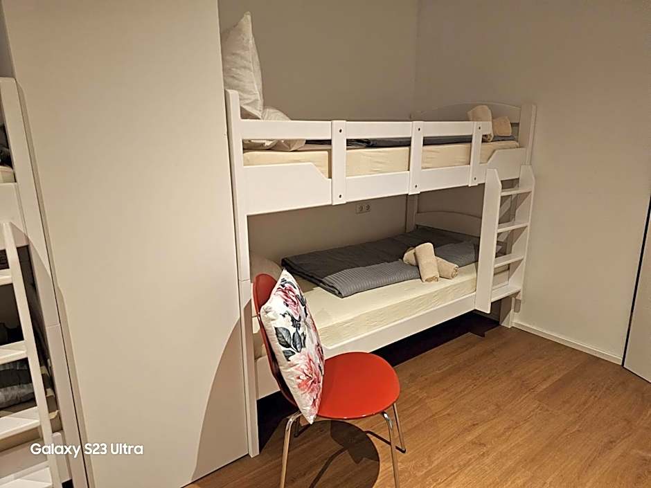 Estelada Hostel Berg am Laim
