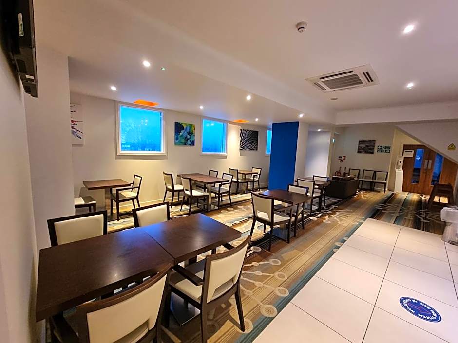 Holiday Inn Express Wakefield By IHG