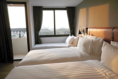 Superior Triple Room