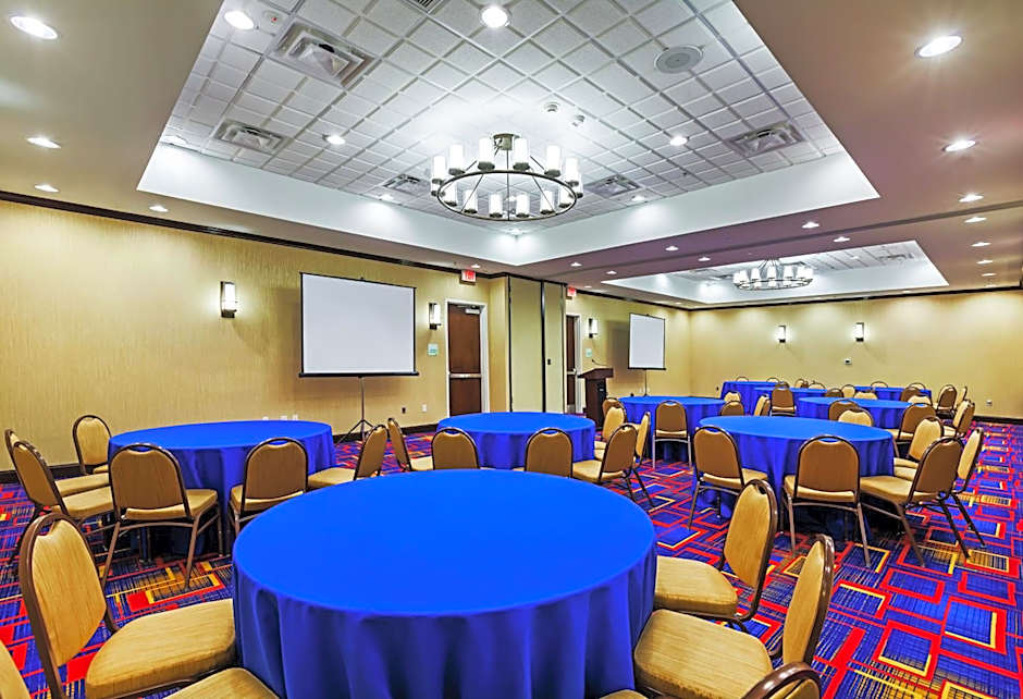 Clarion Hotel The Colony - Plano West