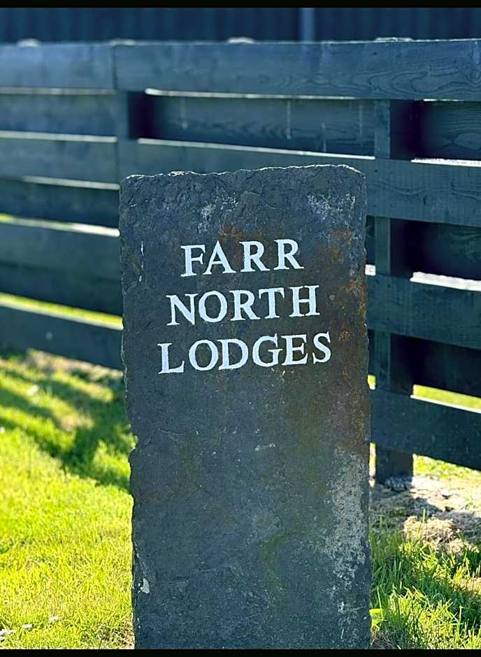 Hot Tub Haven Farr North 2 On The NC500 With Stunning Sea Views!