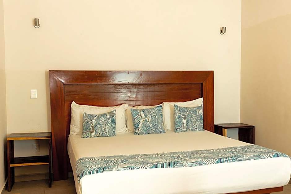 Aquastar Hotel & Apartments