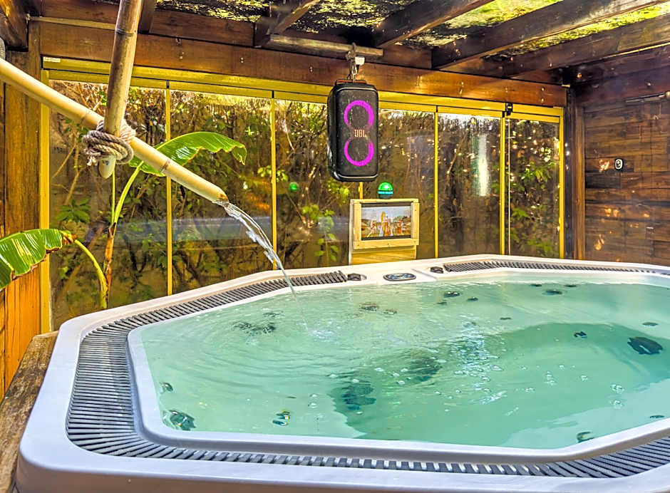 Banana Alaçatı Food & Stay - Adults Only