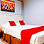 RedDoorz Plus near Sultan Hasanuddin Airport