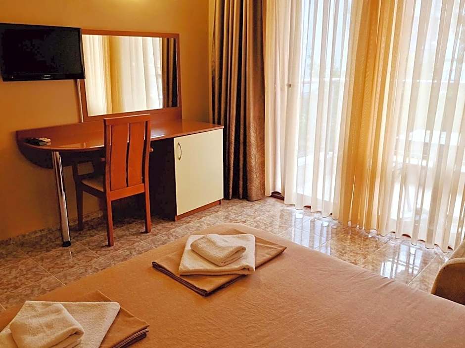 Къща за гости Карел