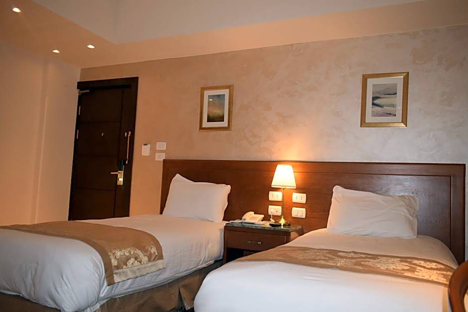 Omar El Khayam Al Minya Hotel