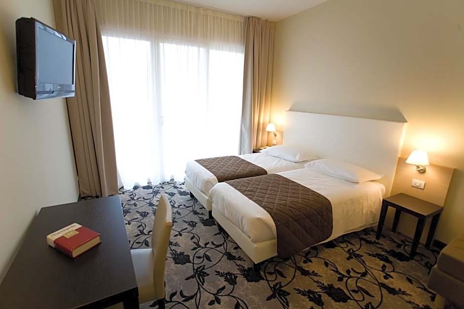 Regal Hotel & Residence