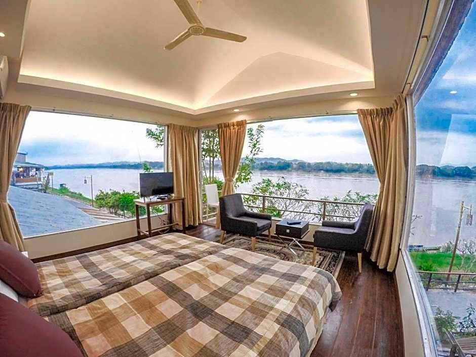 Chandra Varin Riverfront