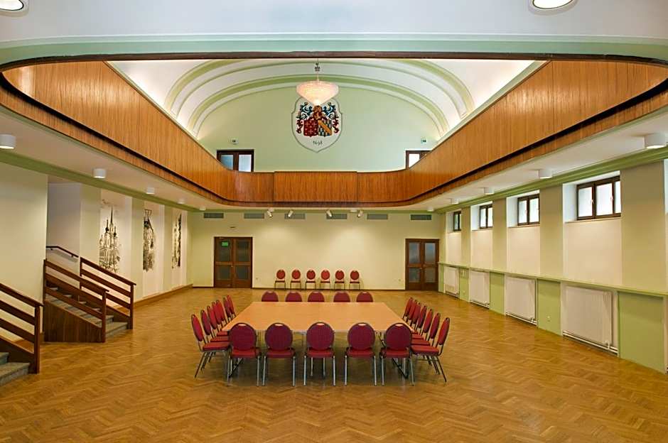 AKTIVHOTEL Weisser Hirsch