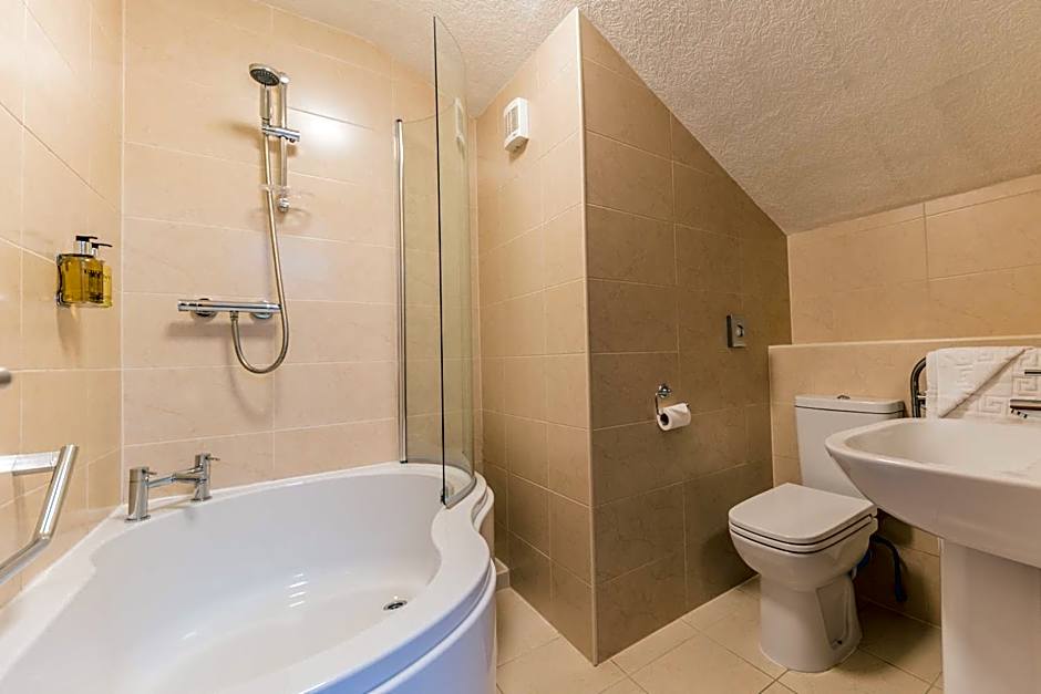 The Old Ginn House Inn