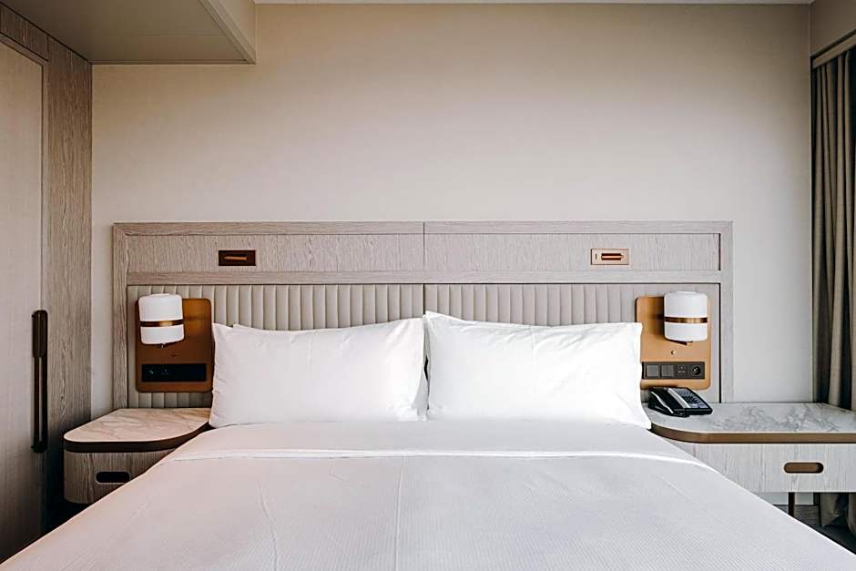 Photo 1 of 5 of Larger 2 Bedroom 1 King Bed Suite, Sea View