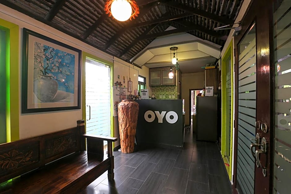 OYO 90038 Dalyla Inn Chalet