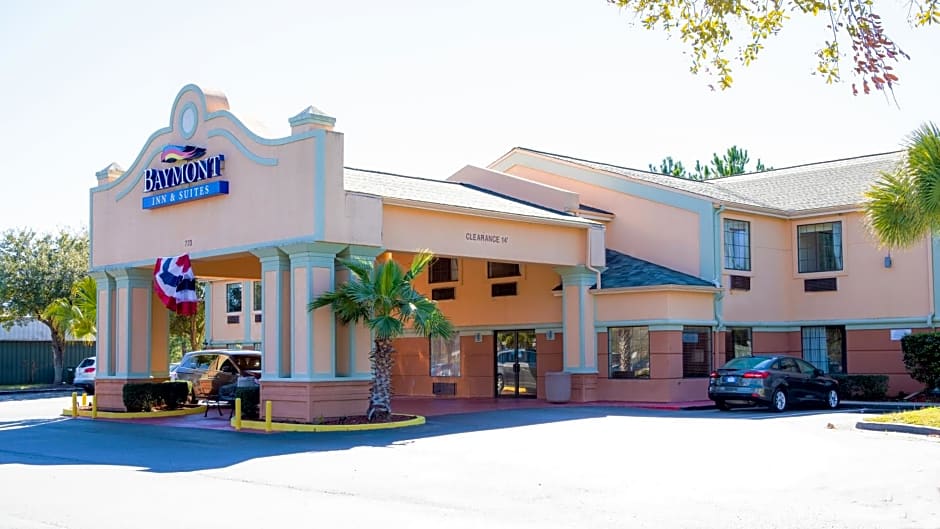 Baymont by Wyndham Hinesville Fort Stewart Area