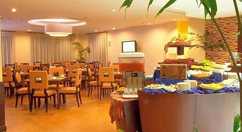 Hotel Gran Puri Manado