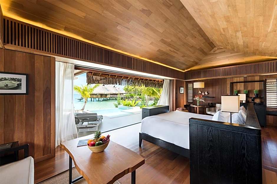Photo 1 of 1 of Beach Pool Villa 1 King Bed