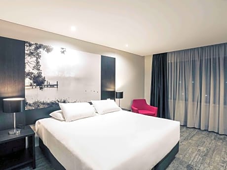 Standard Family Room 1 King and 1 Single Bed