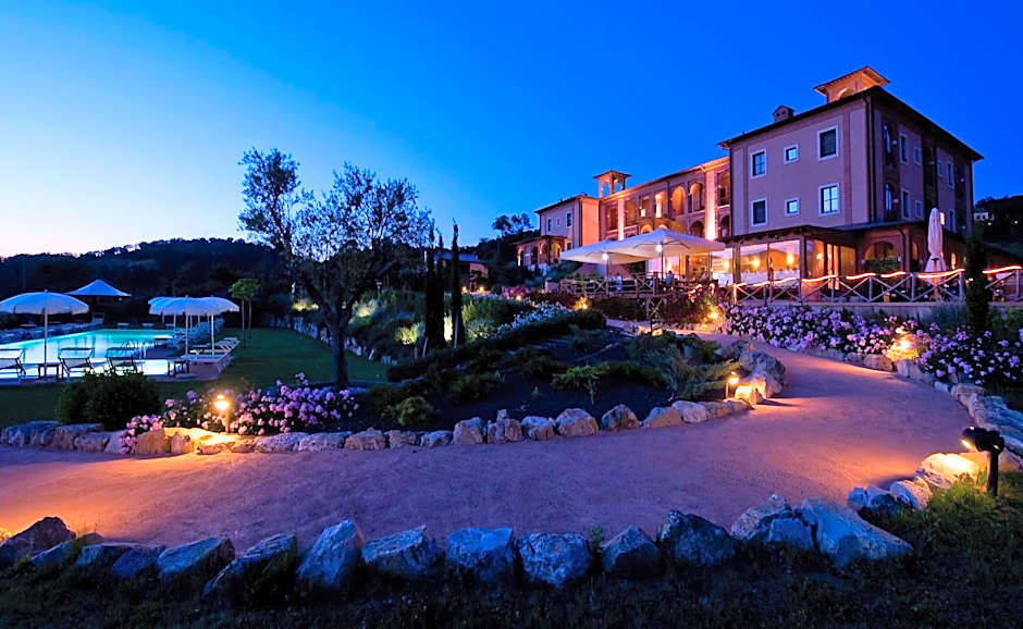 Saturnia Tuscany Hotel