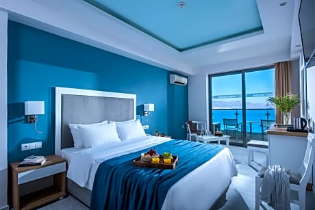 Double or twin sea view