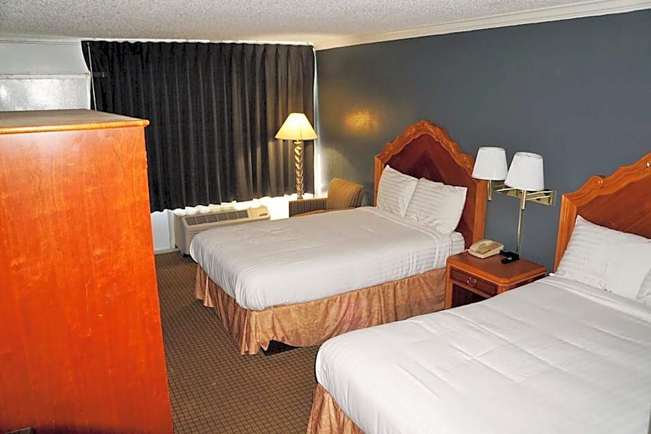 Foto 1 daripada 5 — 2 Double Beds, Smoking