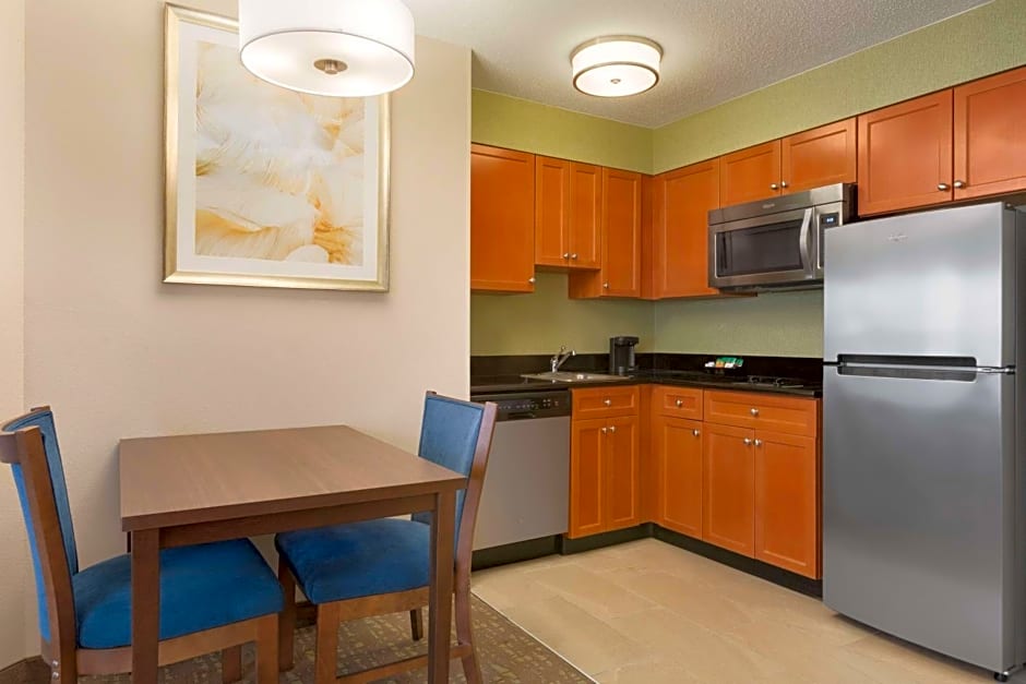 Larkspur Landing Toledo-Maumee – Maumee, OH