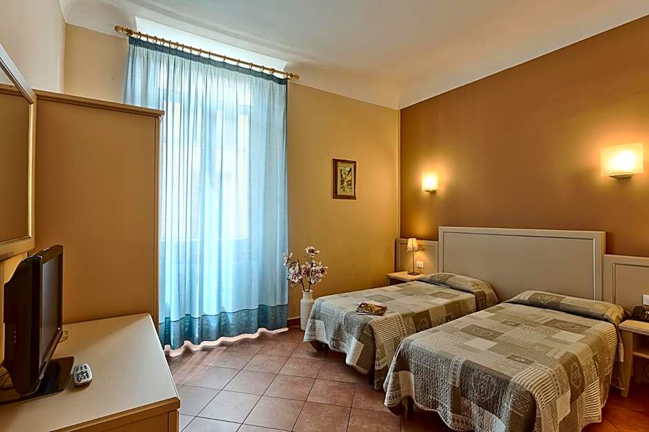 Hotel Eden