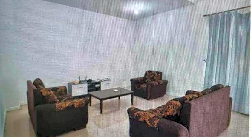 OYO HOME 90769 Flo Inn Homestay Bsi