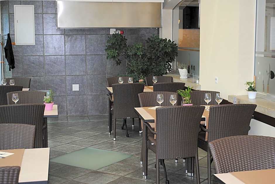 Motel - Hôtel La Poularde