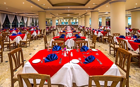 SUNRISE Riviera Resort