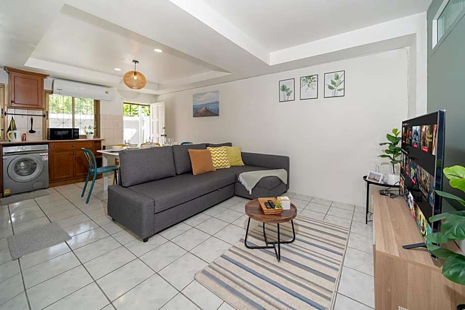 5 mins walk Bangla,beach,3BR