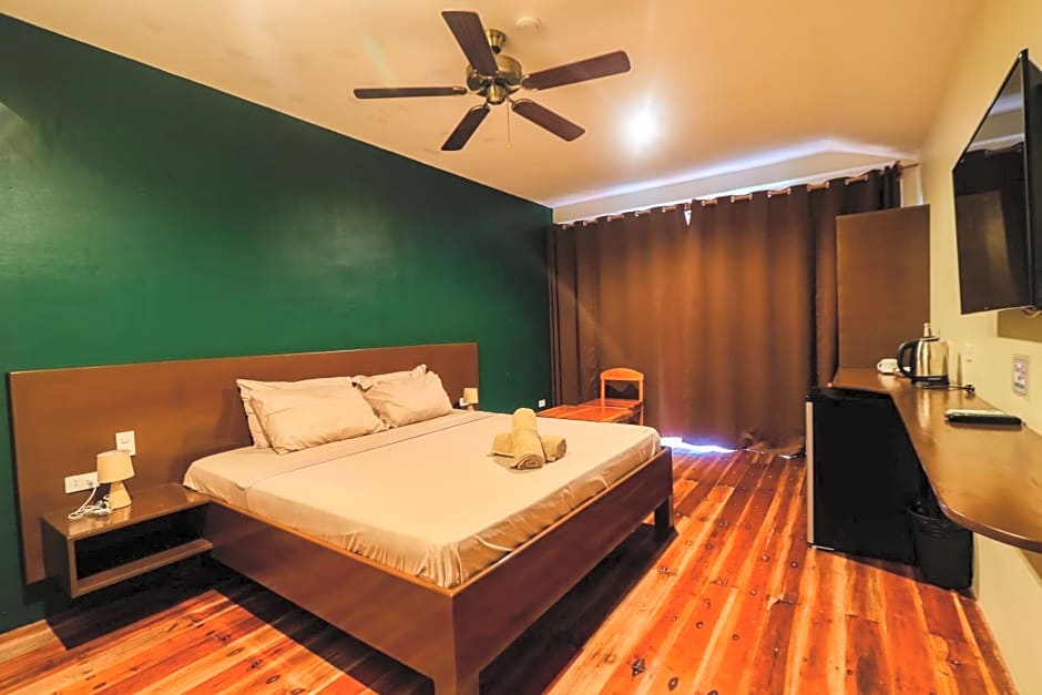 Nakabalo Guesthouse & Restaurant