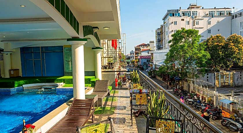 Thanh Lich Hue Hotel
