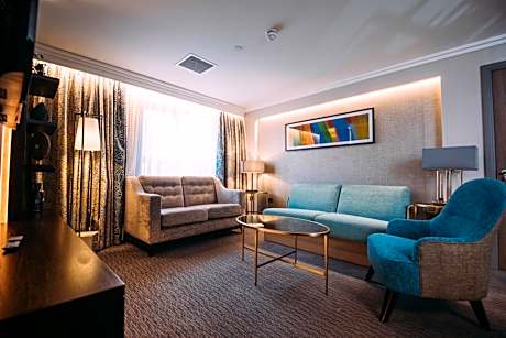 One-Bedroom King Suite with Sofa Bed