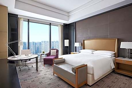 Executive King Room
