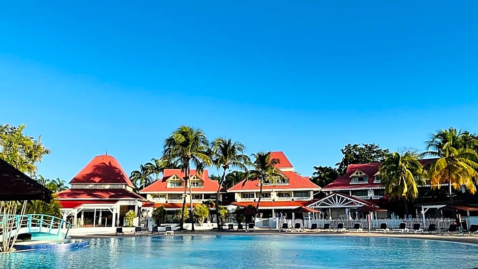 Sur la Plage - Club Sainte-Anne