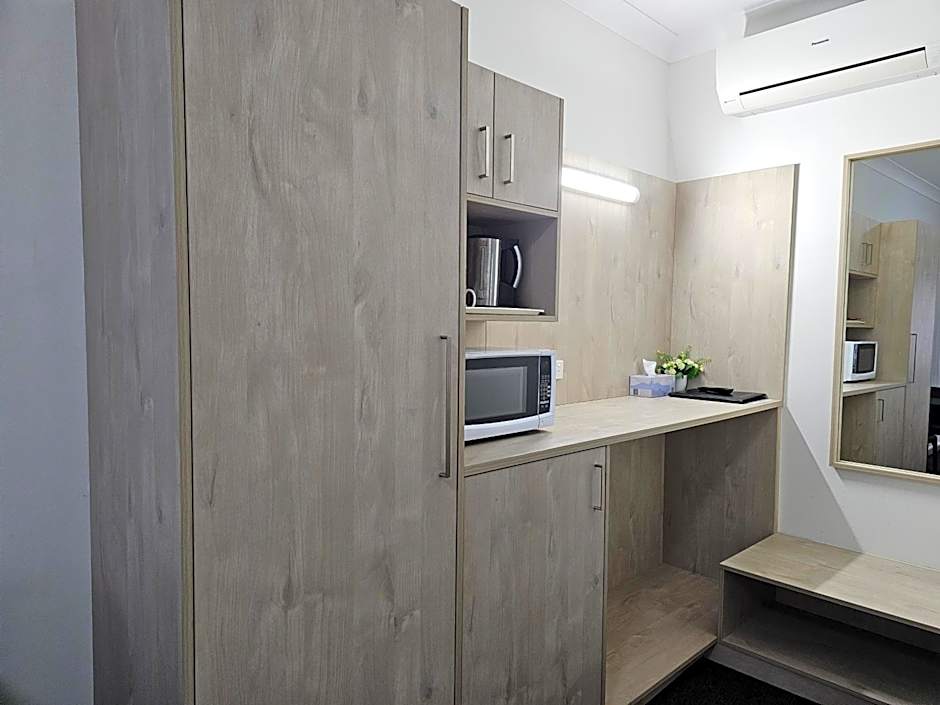 Country Lodge Motor Inn