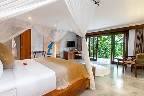 Honeymoon Suite with Private Plunge Pool