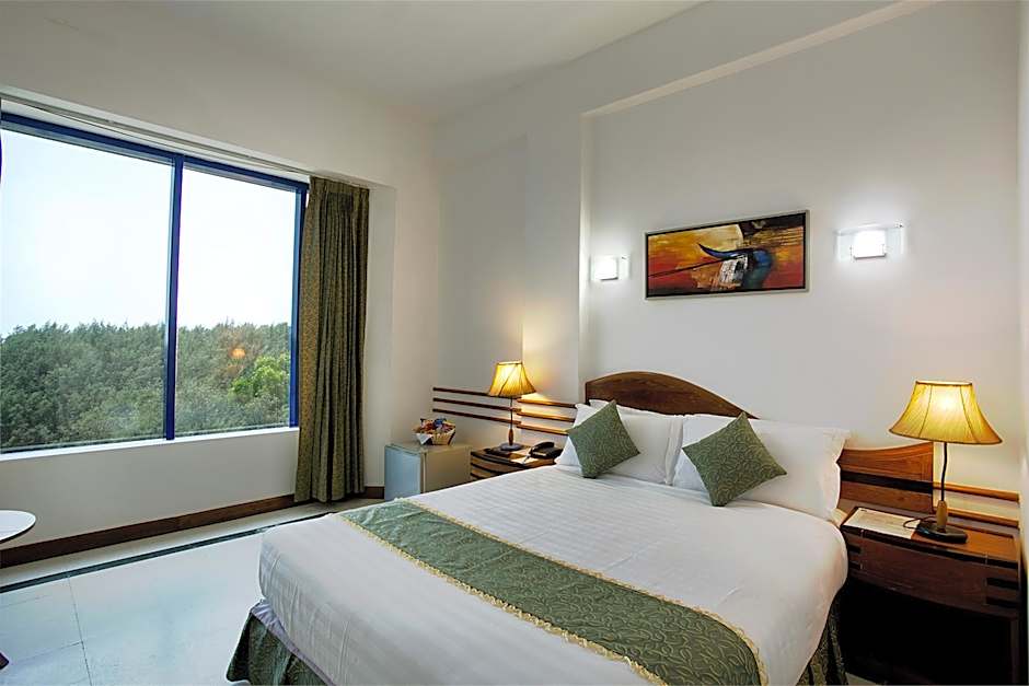 Photo 1 of 3 of Deluxe, Seaside, Partial Sea View