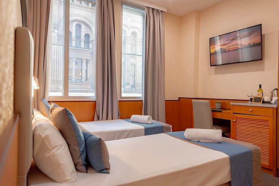 Sydney Hotel QVB
