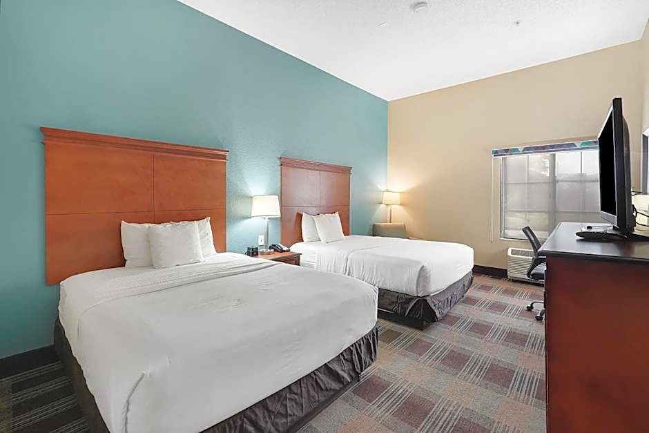 La Quinta Inn & Suites by Wyndham Houston Hobby Airport