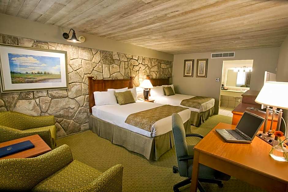 Inn Of The Hills Hotel And Conference Center