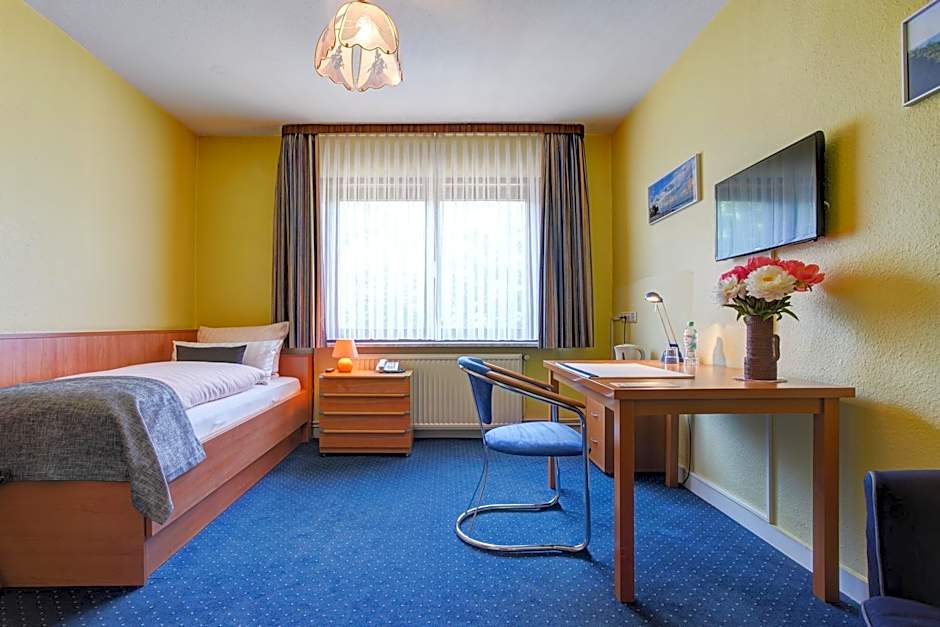 Hotel Elbinsel free parking