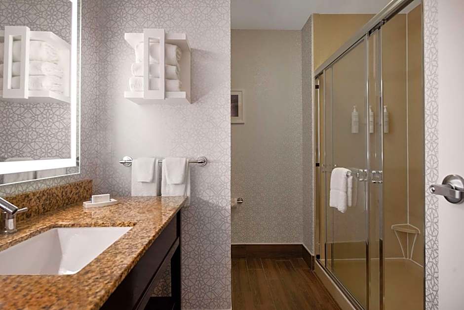 Hampton Inn By Hilton & Suites Harvey