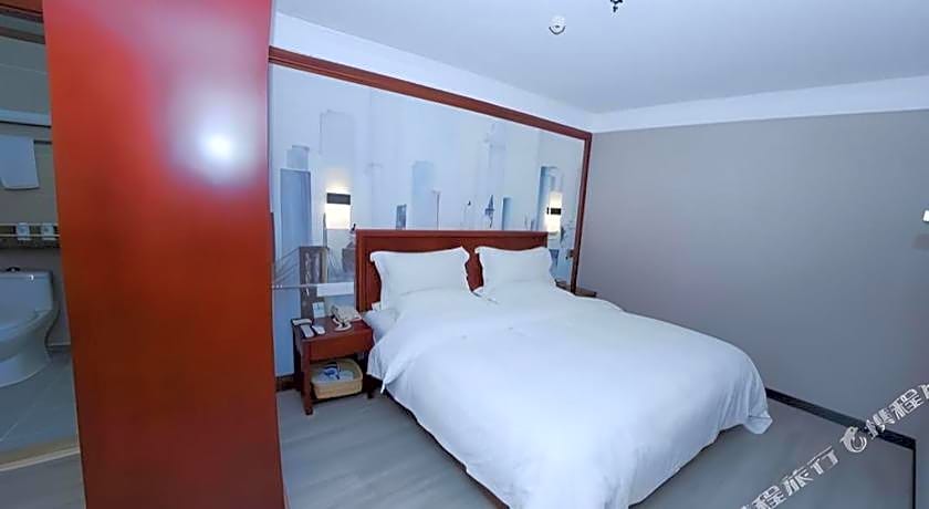 Greentree Inn Nanning Langdong Hotel